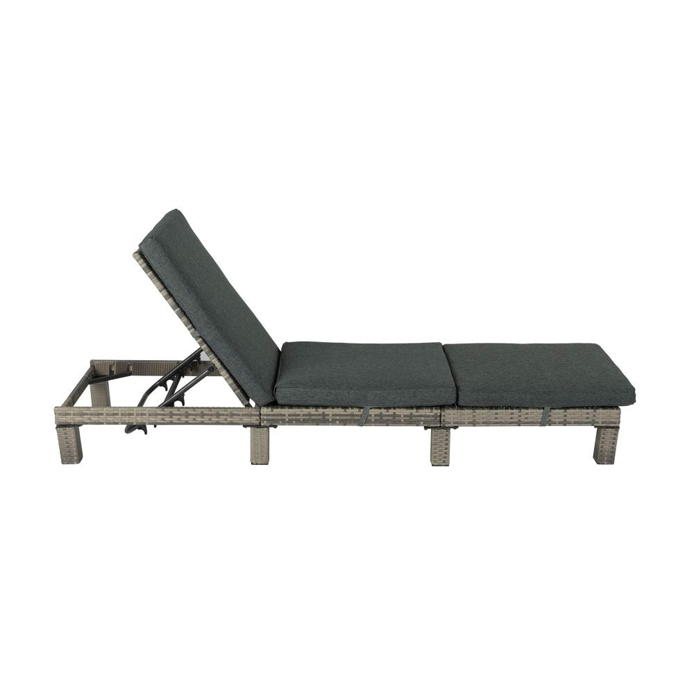 Rattan Sunbed with Adjustable Recline